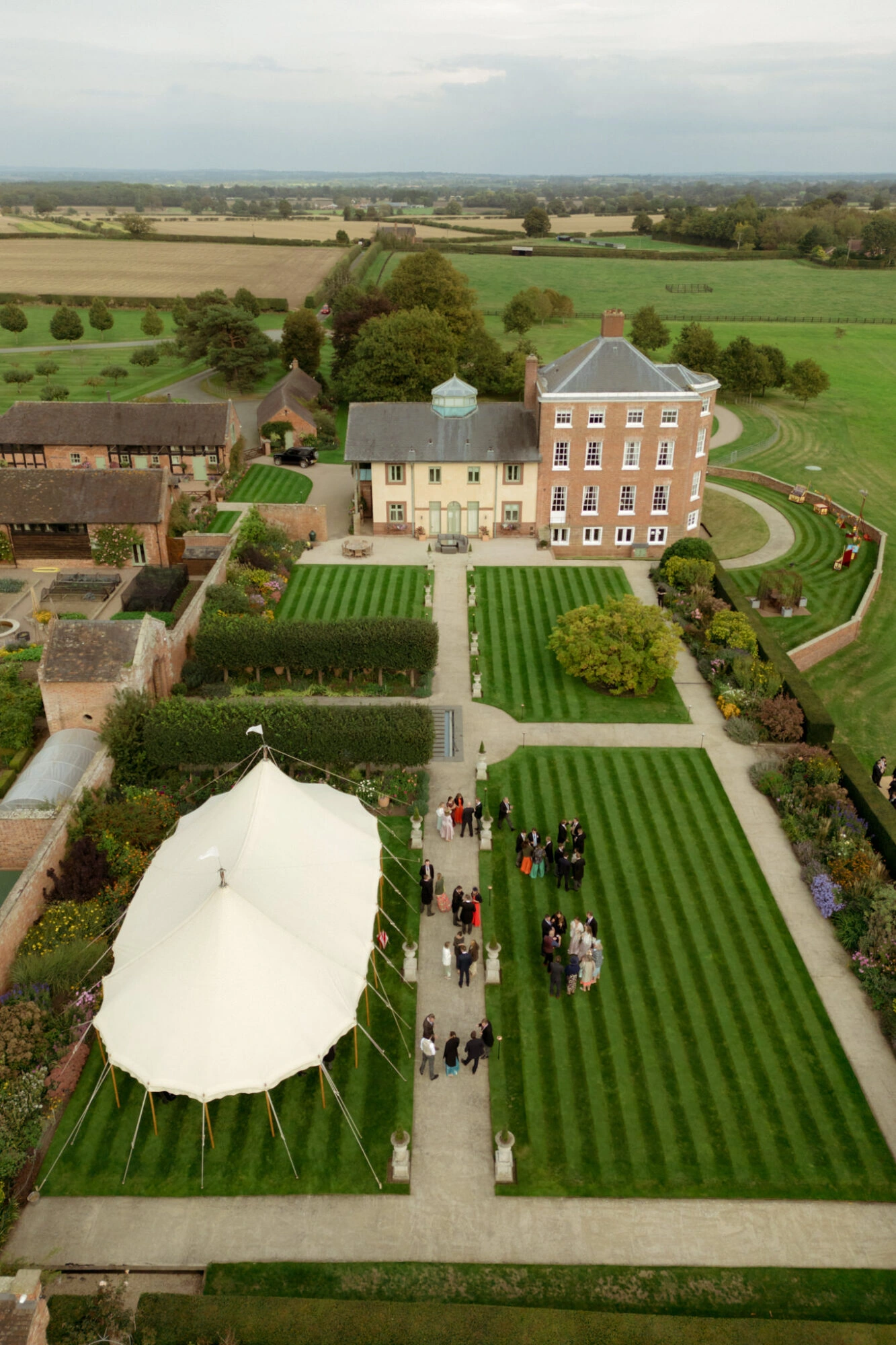 Francesca and Guy wedding in Shropshire